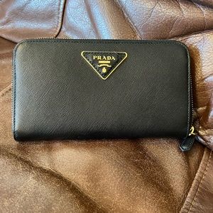 PRADA AUTHENTIC large wallet black